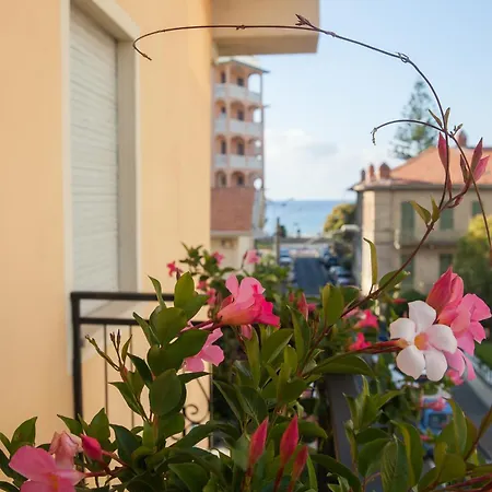 Nello Marina dʼAndora